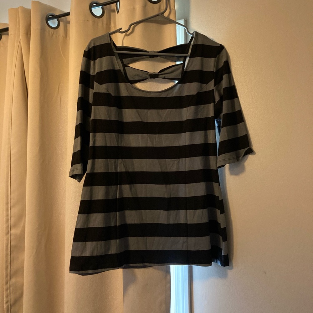 No Boundaries striped top